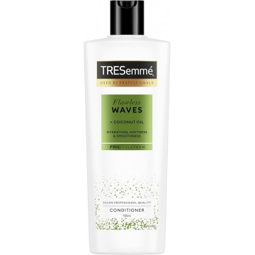 TRESEMME FLAWLESS WAVES drėkinamasis kondicionierius garbanotiems plaukams 400 ml