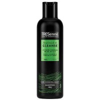 TRESEMME REPLENISH AND CLEAN giliai valantis ir maitinantis šampūnas, visų tipų plaukams 300 ml