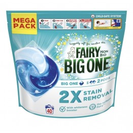 FAIRY NON BIO BIG ONE nealergizuojančios universalios skalbimo kapsulės visai šeimai 40 vnt